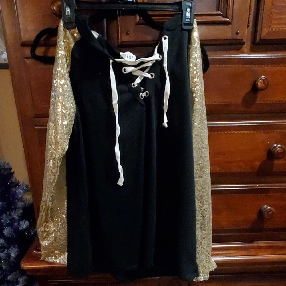 Light weight hoodie.